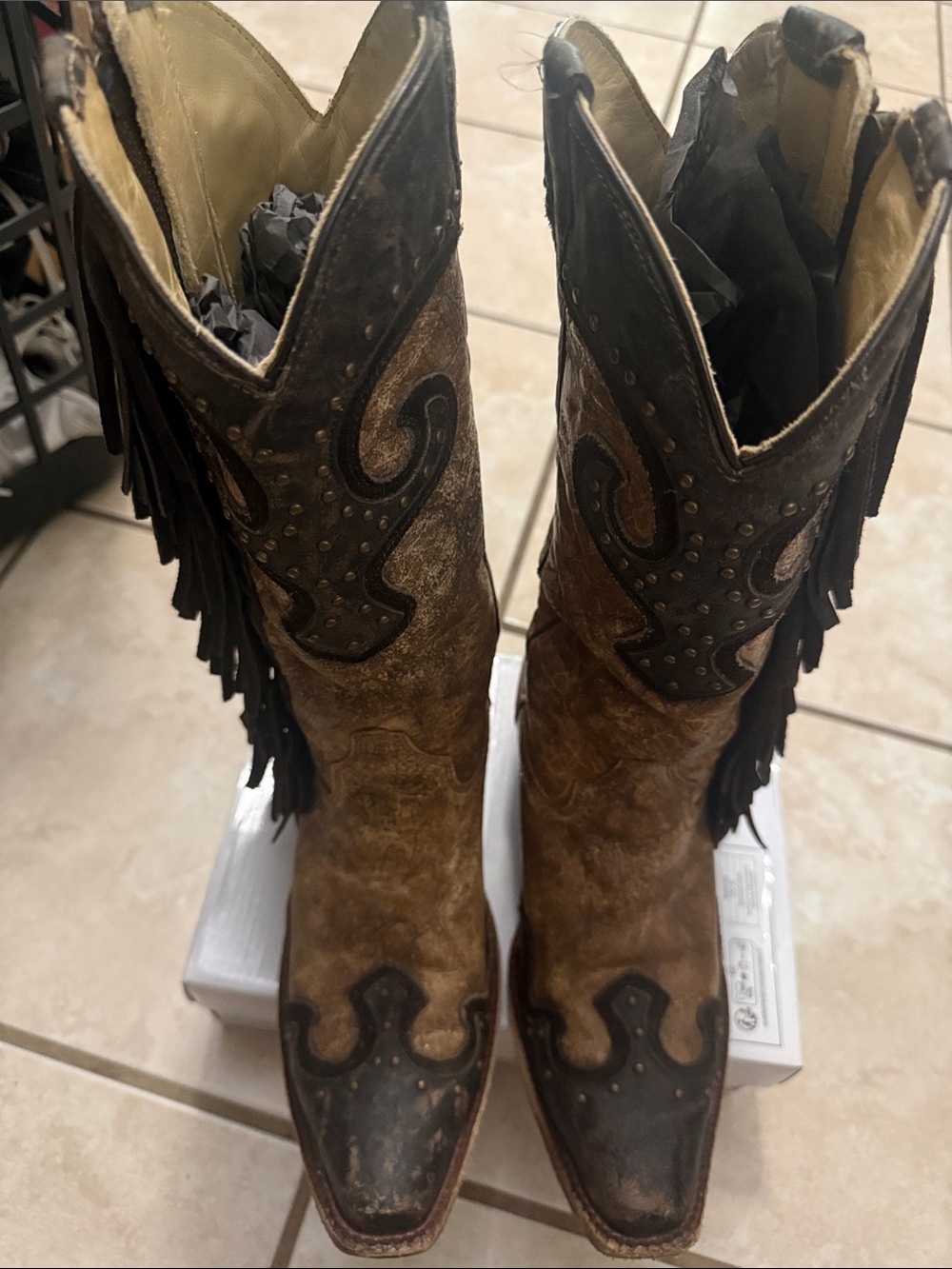 Corral Brown Distressed Fringe Western Heeled Boots